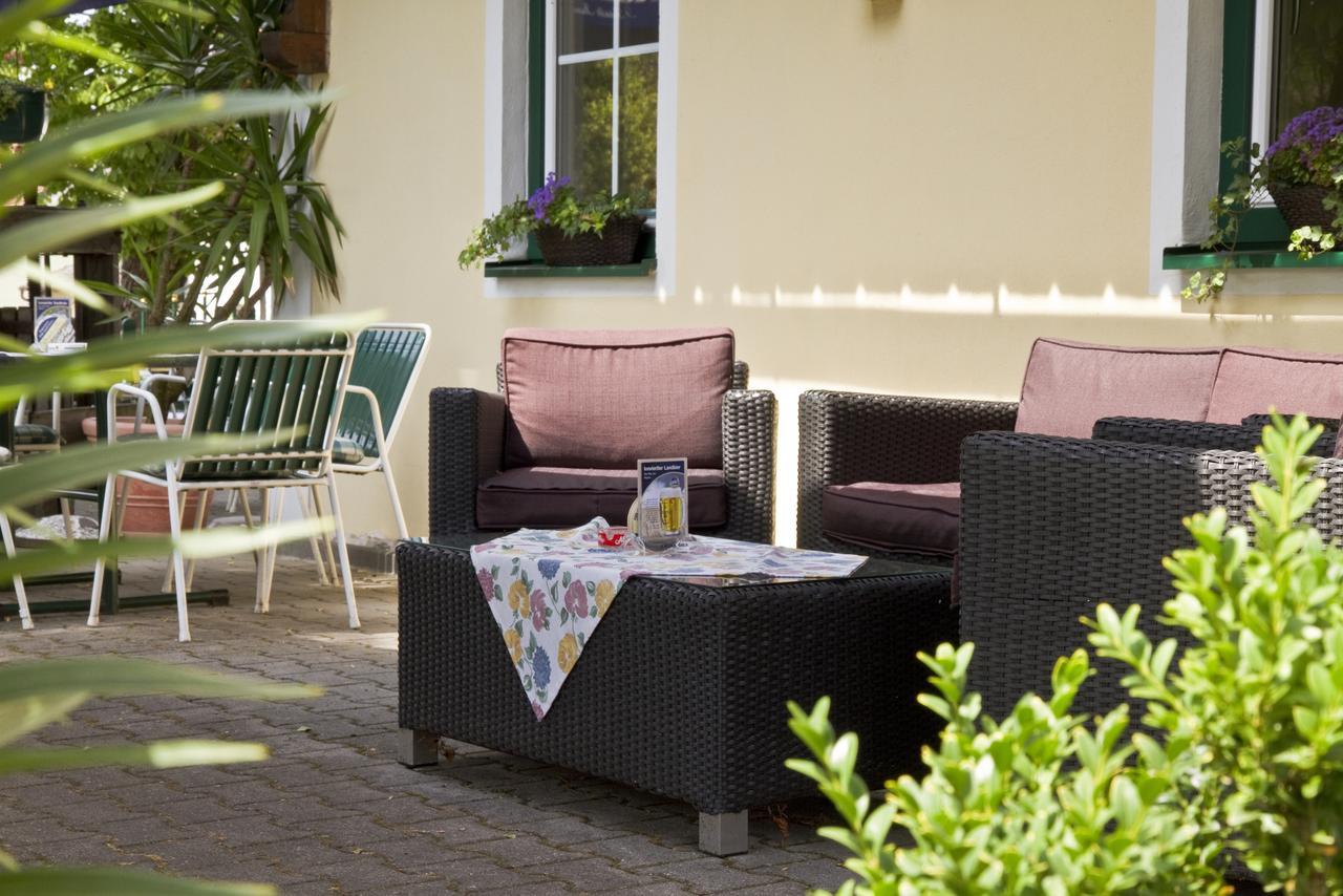 Gasthof Zum Kirchenwirt Hotel Schardenberg Ngoại thất bức ảnh