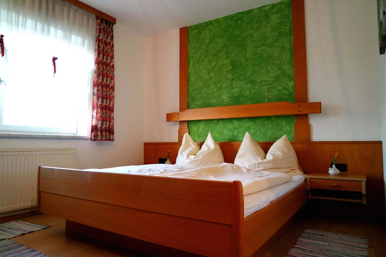 Gasthof Zum Kirchenwirt Hotel Schardenberg Ngoại thất bức ảnh